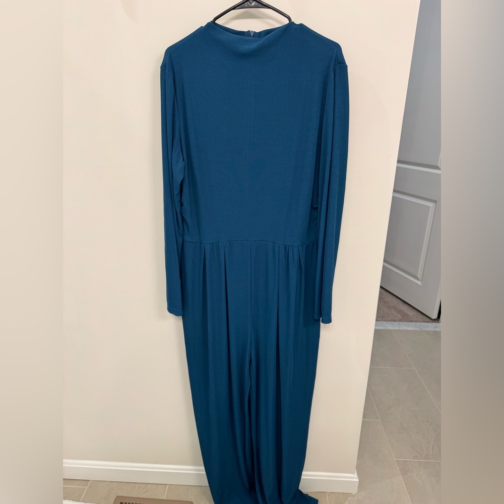 Elegant Teal Jumpsuit